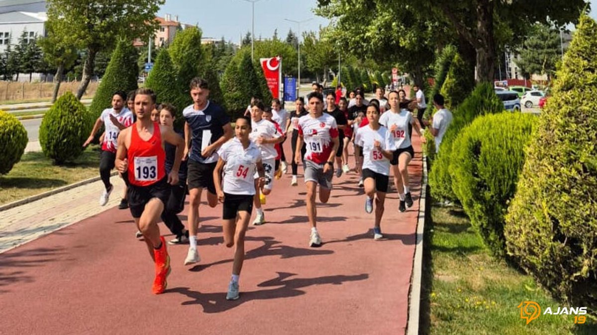15 Temmuz Şehitleri Unutulmadı: Adım Adım Kahramanlık Ruhu Koşusu!