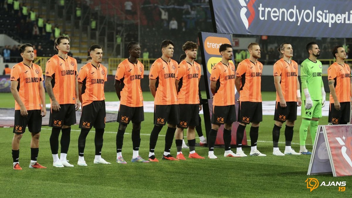 Arca Çorum FK'dan Erzurumspor Karşısında Milli Maç Arası Telafisi: Kilit Maçta Hedef 3 Puan!