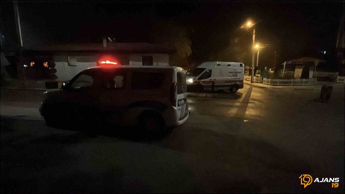 Kimliği Meçhul Şahıs 18 Yaşındaki Genci Evinin Önünde Vahşice Doğradı! Çorum Kan Ağlıyor!