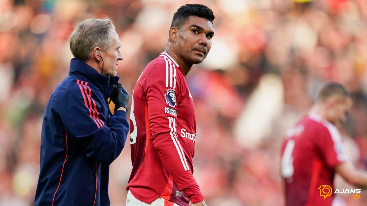 Manchester United'da Büyük Temizlik! 3 Yıldızla Yollar Ayrılıyor