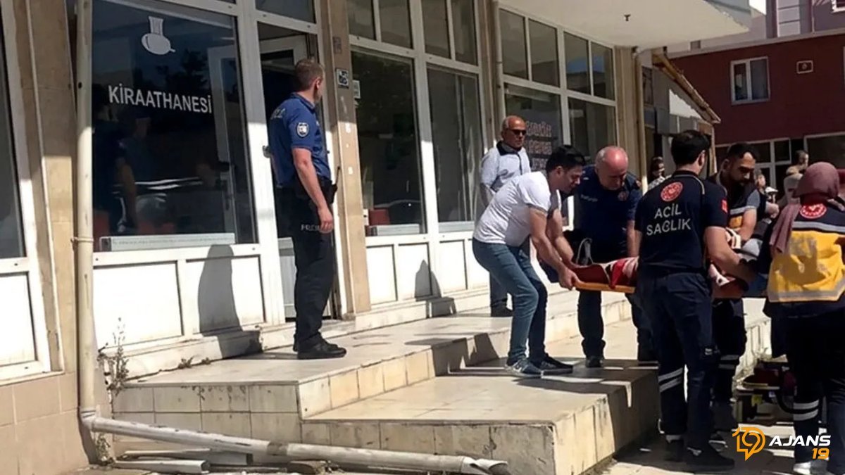 Yaşlı Adamların Kahve Sohbeti Kanlı Bitti: 70 ve 72 Yaşında İki Kişi Can Pazarlığına Düştü!
