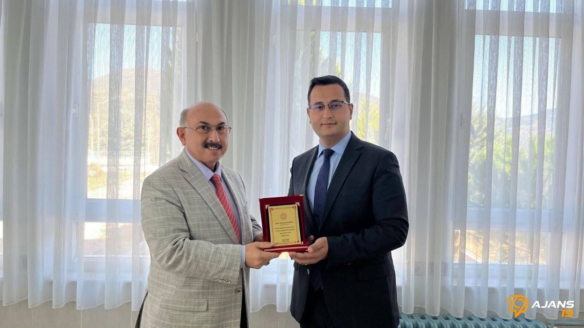 12 Yıllık Müdürlük Serüveni Sona Erdi: Eğitimci Atçıoğlu'ndan Şaşırtan Karar!