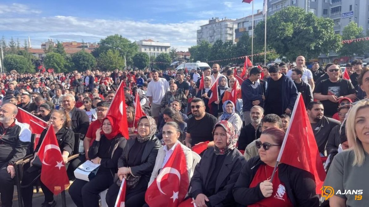 Milli Takım Heyecanı Çorum'u Sardı: Dev Ekranda Tarihi Anlar Yaşandı!