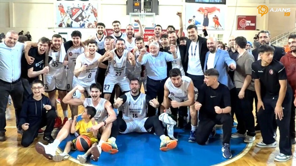 12 Dev Adam'dan Muhteşem Başarı: Büyük Final Kapısı Aralandı!