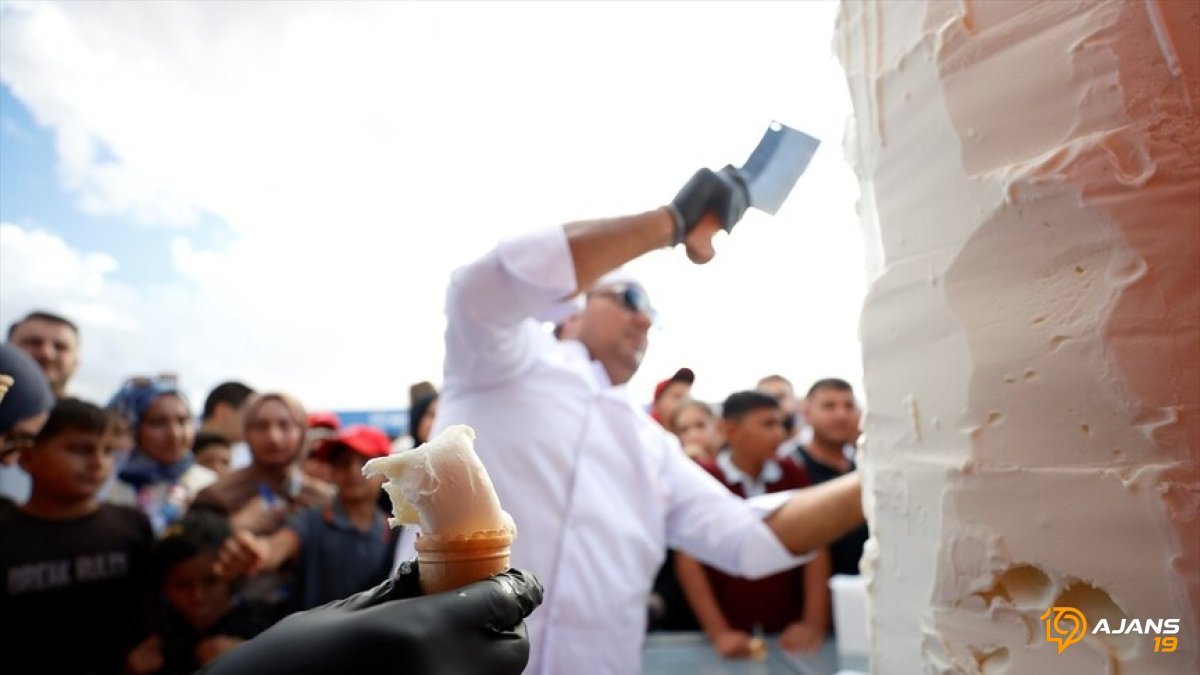 TEKNOFEST'te Tatlı Sürpriz: 100 Kilo Kahramanmaraş Dondurması Sona Erdi!