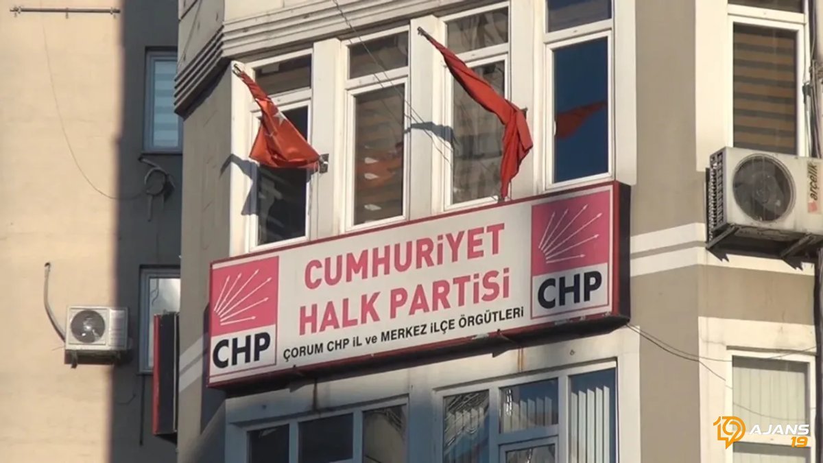 CHP'de Deprem Riski! Özgür Özel'in Ardından Çorum'da Zincirleme İstifa Sinyali: Tarih Belli Oldu!