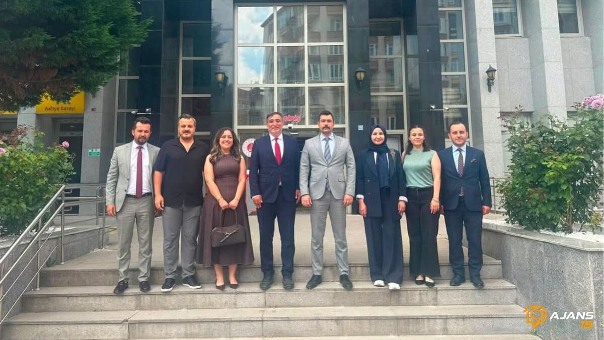 Adalet Ağır Ceza Mahkemesi Başkanı Kurt'tan Meslektaşlarına Jest: Baro'dan Hızlı Karşılık!