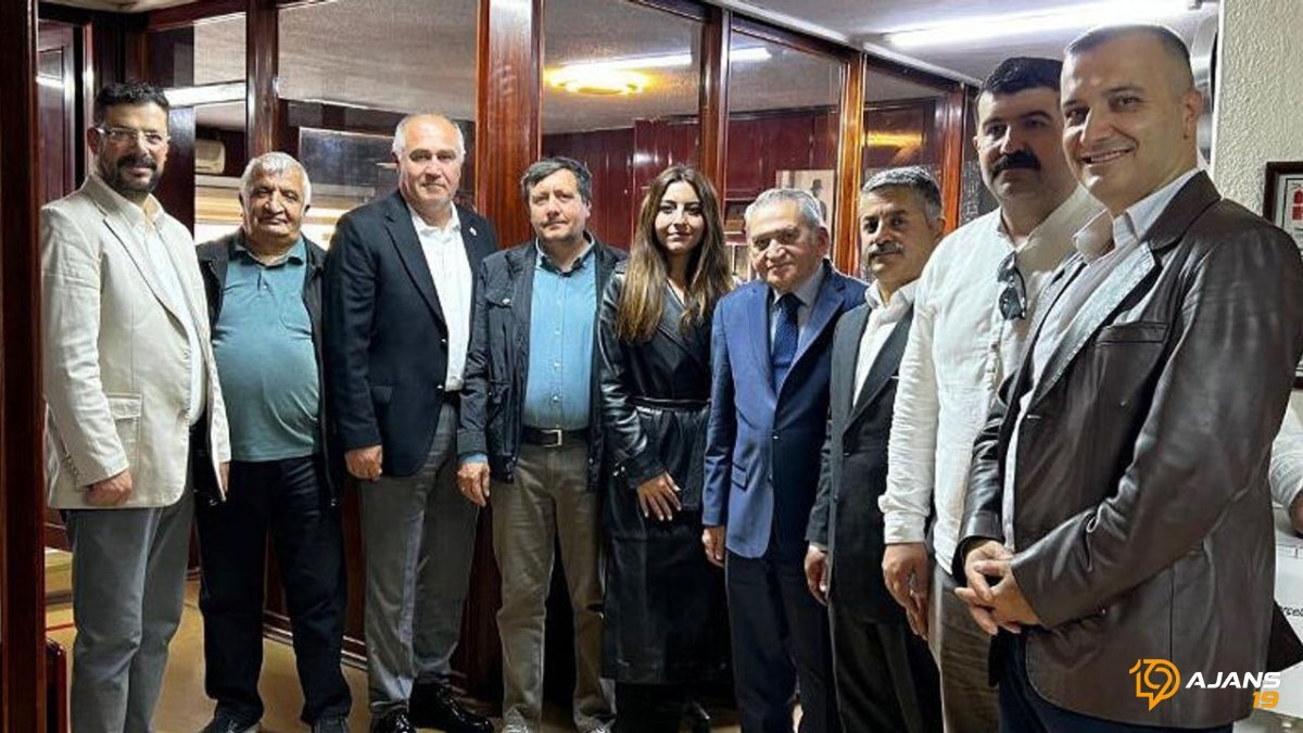 Çorum'da Siyasi Kulislere Yeni Parti Hareketliliği: Meclis Grubu'ndan Kritik Ziyaret!