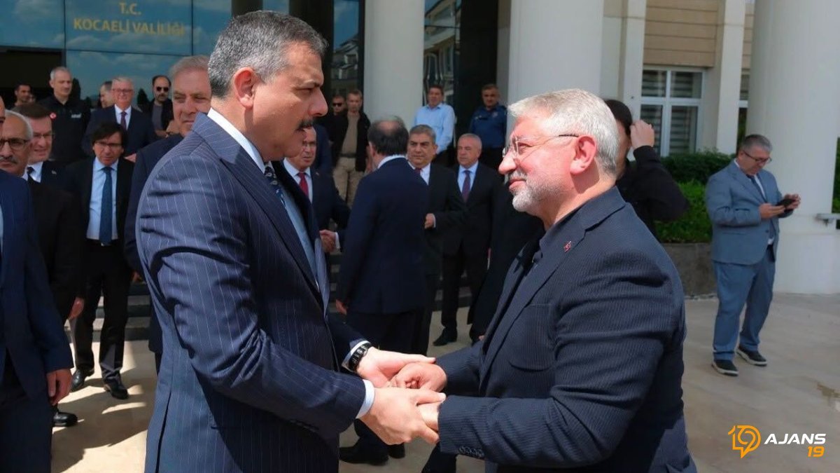 İçişleri Bakanı Yerel Yönetimler İçin Kolları Sıvadı: Aşgın İle Sürpriz Görüşme!
