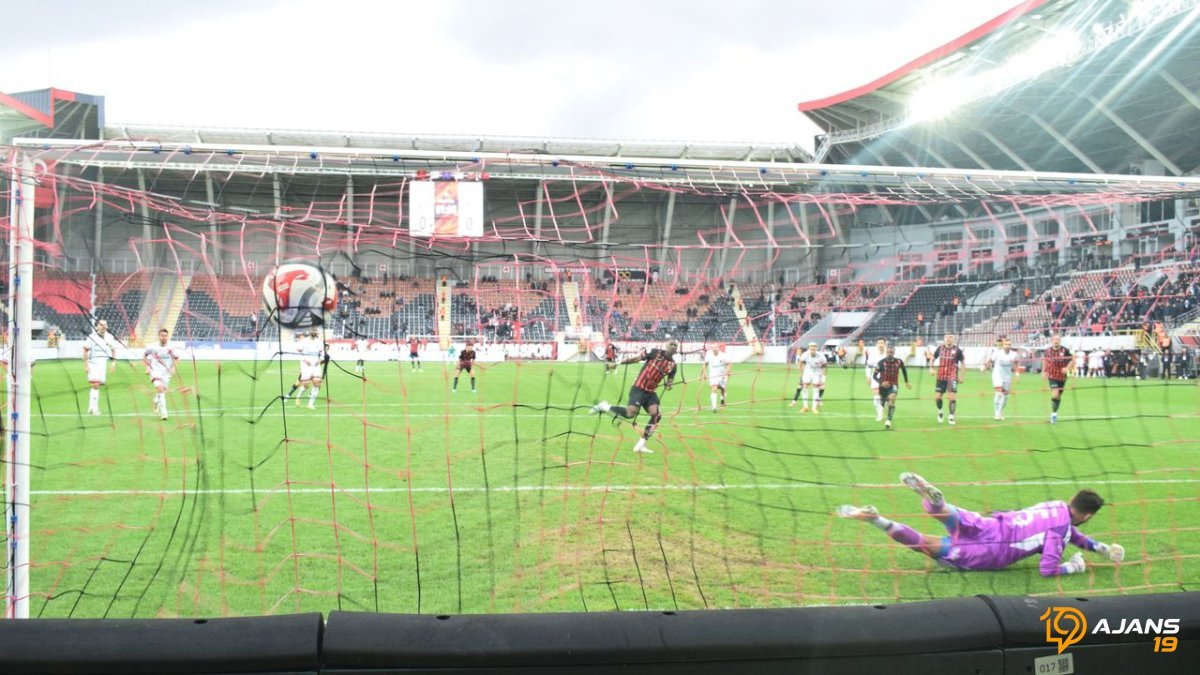Süper Lig'de Skandal Penaltı Eşitsizliği! Çorum FK'nın Kabusu ve 8 Takımın 'Beyaz Nokta' Hasreti!