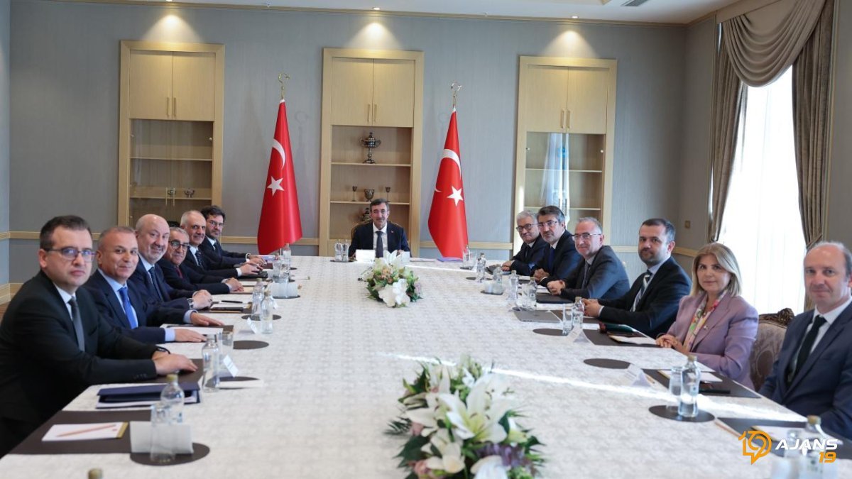 Cevdet Yılmaz'dan Kritik Ekonomi Zirvesi: Masada Neler Konuşuldu? Üyelerin Göz Kamaştıran Önerileri Ortaya Çıktı!
