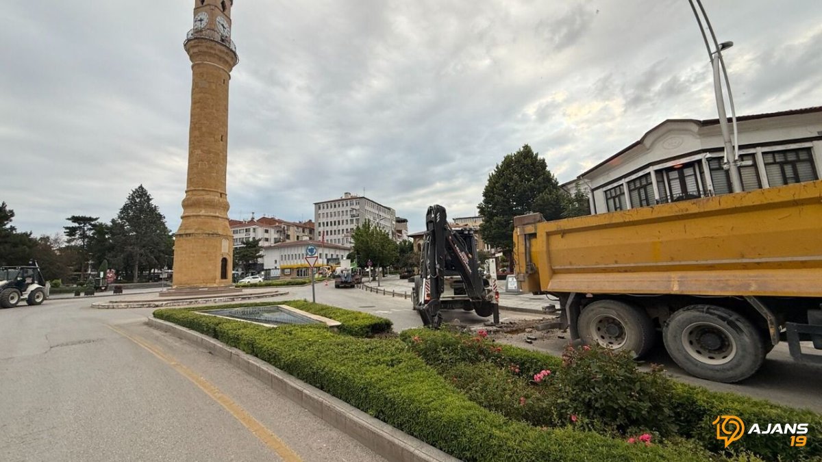 Gazi Caddesi Nefes Aldı! Altyapı Çilesi Sona Erdi, Şehir Merkezi Yeni Bir Kimliğe Bürünüyor