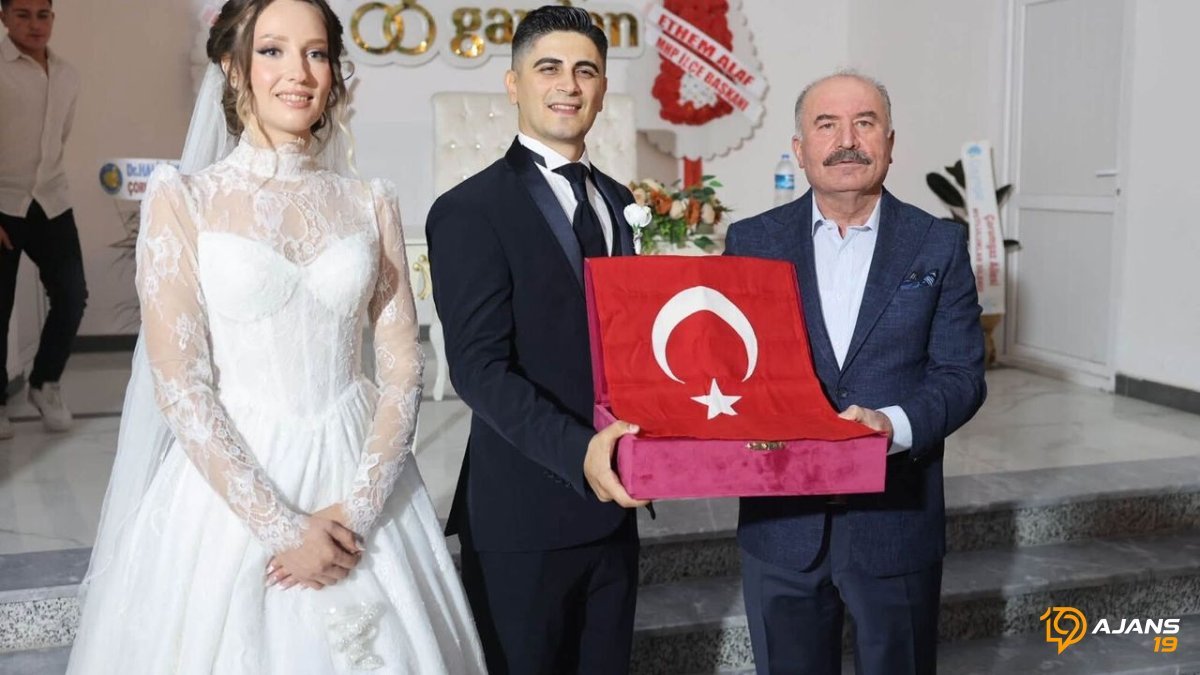Ahmet Aydoğmuş'tan Görkemli Kutlama: Oğlu Enes'in Mutluluğuna Ortak Oldular!