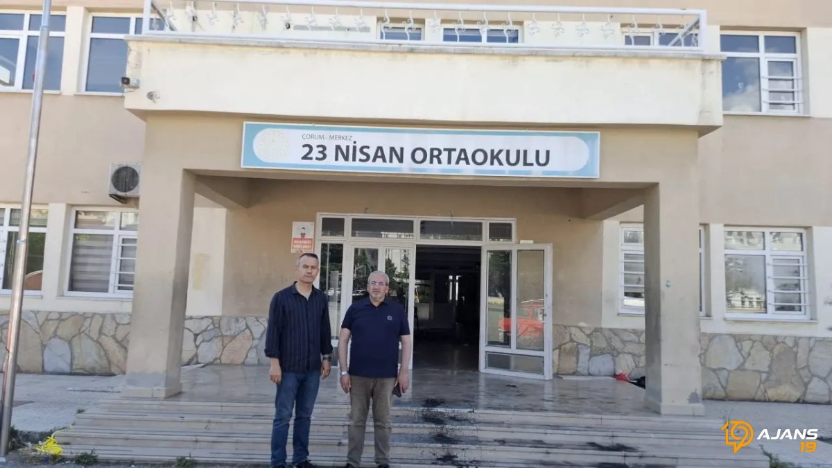 Tarihi Bilanço! 23 Nisan Ortaokulu Yıkılıyor: 50 Yıllık Çınar Yerle Bir Oluyor!
