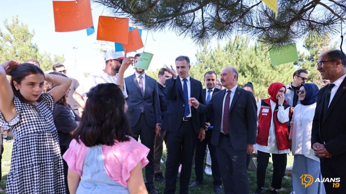 Çorum'da Geleceğin Mirası Sahne Aldı: Çocuklar İklime Sahip Çıkıyor!