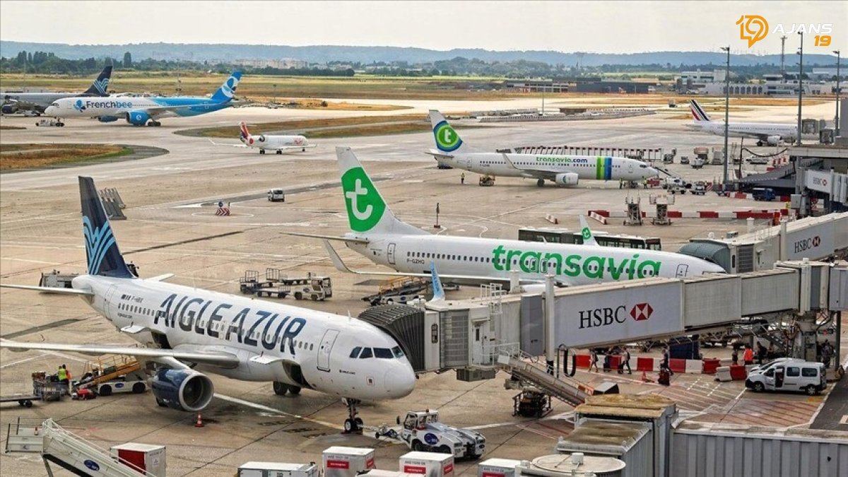 Küresel Havacılıkta Kara Bulutlar: IATA, Sektörün 2026 Kar Tahminini Yarıya Yakın Kesti