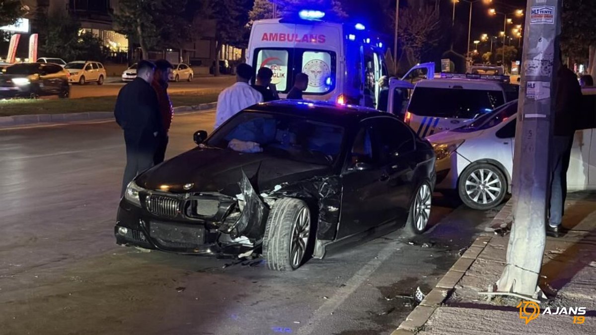 Çorum Trafiğinde Kabus Gecesi: Kaza Zinciri 4 Canı Vurur, Polisler de Sahada!