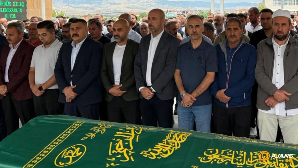 Ülkücü Şehidin Abisi Son Yolculuğuna Uğurlandı: Gözyaşları Sel Oldu!