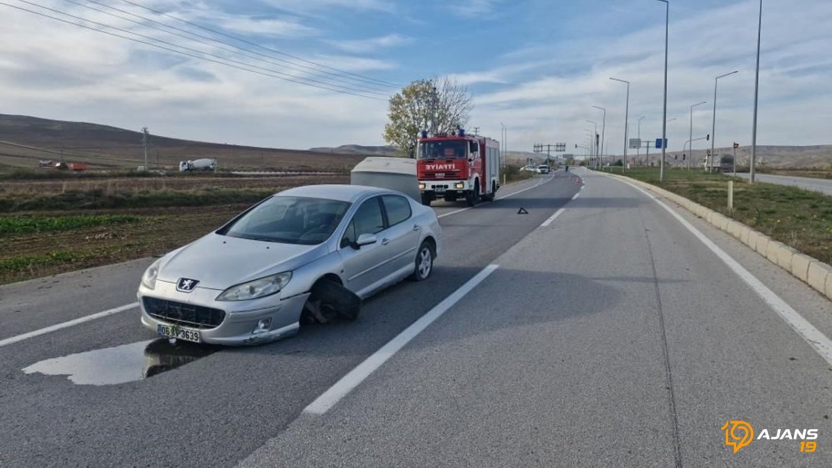 Alaca'da Kan Donduran Kaza: Sanayi Kavşağında Çıkan Çarpışmanın Ardından Bir Can Kaybı Riski! Detaylar Ortaya Çıkıyor...