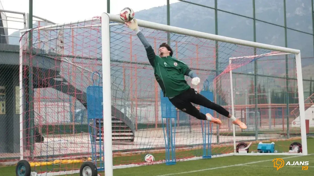 Gizemli Transfer Mı? Çorum FK'dan Altınordu'nun Kasasına Girecek Rakam Dudak Uçuklattı!