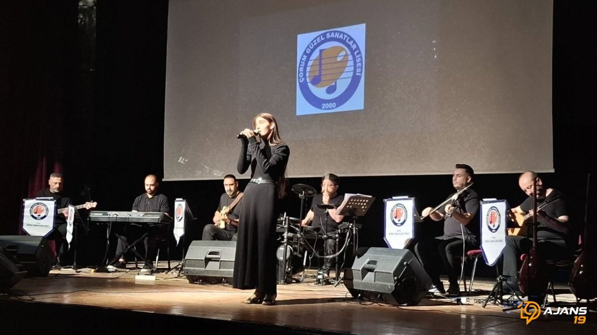 Sahne Işıkları Meliha Bezaz'ı Parlattı: Türkiye'nin En İyi Sesi Belli Oldu!