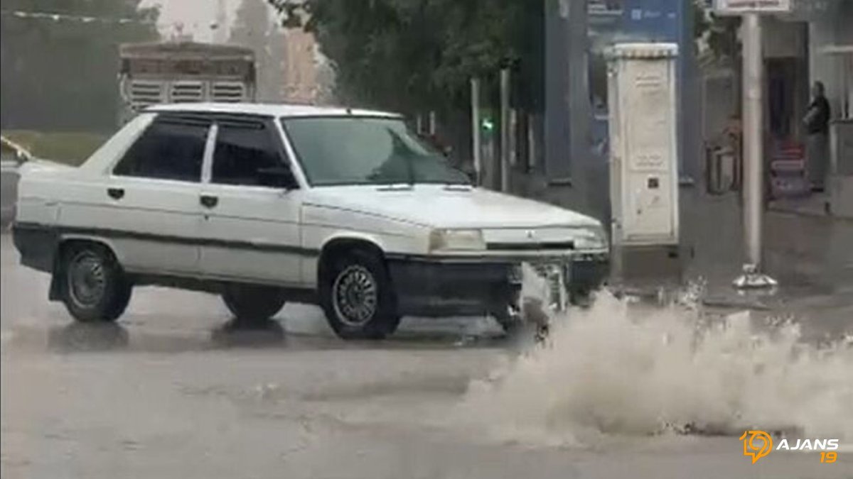 İnönü Caddesi'nde Kabus: Vatandaşlar Rögar Sularıyla Savaşta!