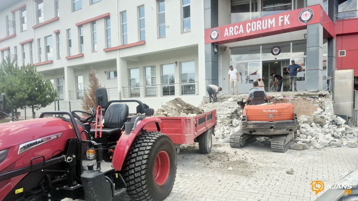 Süper Lig Rüyası Gerçek Oluyor! Dev Tesisler Hızla Yükseliyor: İşte O An...