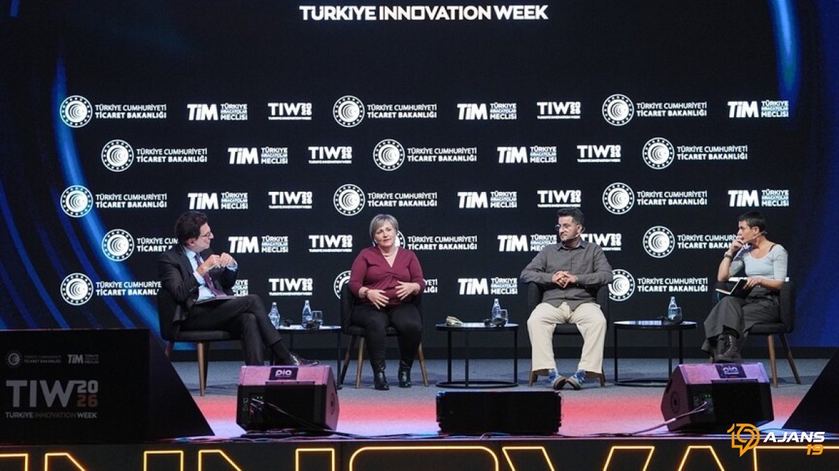 İnsanlığın Yeni Evresi Haliç'te Başladı! Teknoloji ve Gelecek Tartışmaları TIW26'da Nefes Kesti!