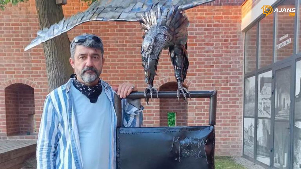Anadolu'dan Polonya'ya Kanat Çırptı: Mustafa Oktay'ın Şahini Avrupa'da Büyük Yankı Uyandırdı