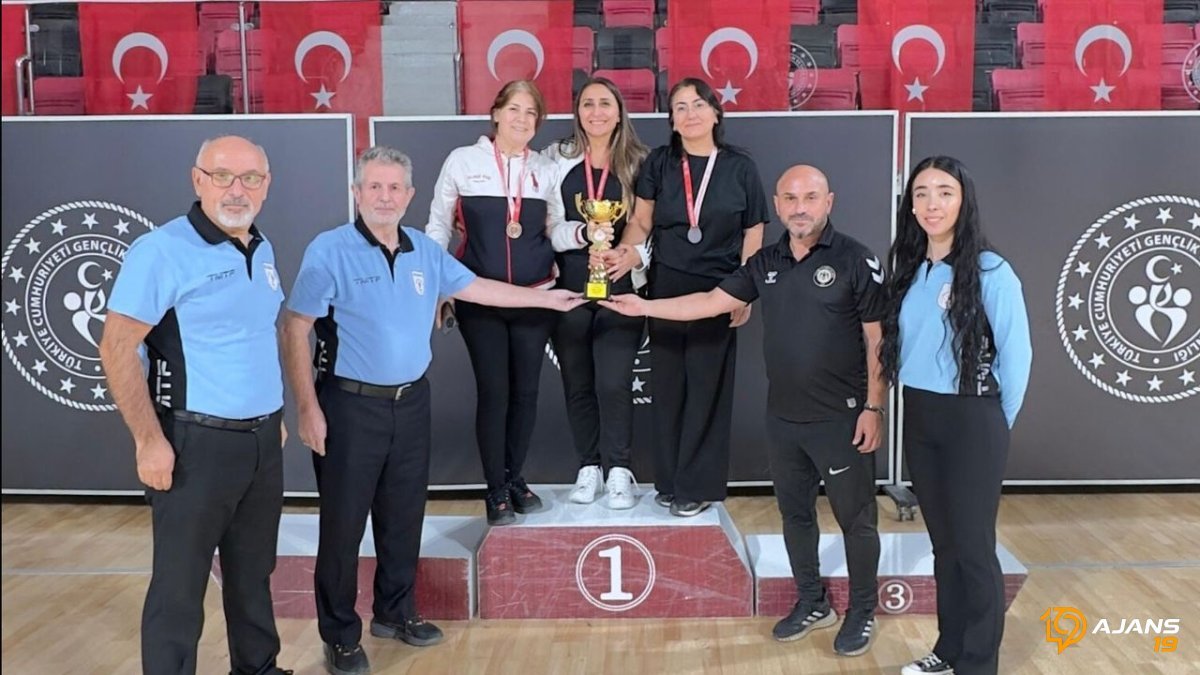 Masa Tenisi Sahnesi Çorum'da Kızıştı: Kamu Spor Oyunları Nefes Kesti!