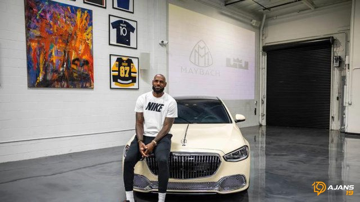 LeBron James'in Göz Kamaştıran Maybach'ı Sahibini Arıyor: Efsanevi Otomobilin Gizemi ve Geliriyle Aydınlanacak Bir Gelecek!