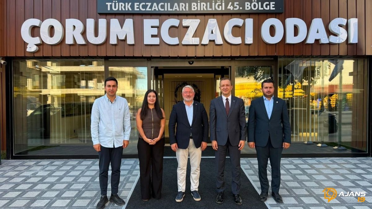 Çorum Eczacı Odası'nda Kritik Ziyaret: Aşgın Neler Konuştu? Kulislere Sızan Detaylar Şaşırttı!