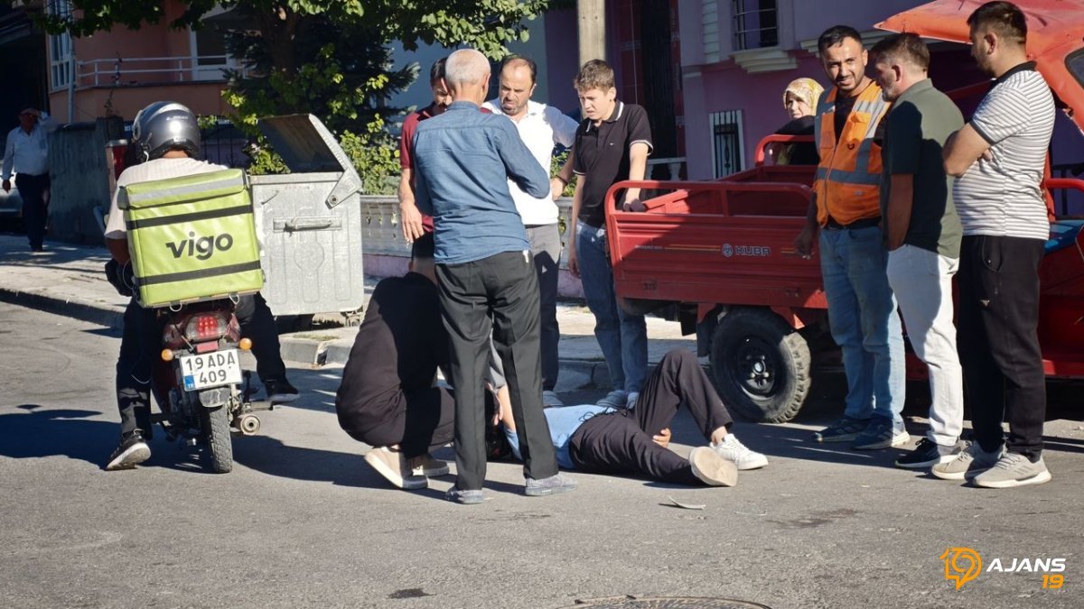 Çorum'da Akıl Almaz Kaza: Motosiklet Sürücüsü Otomobilin Altında Kaldı, O Anlar Kamerada!