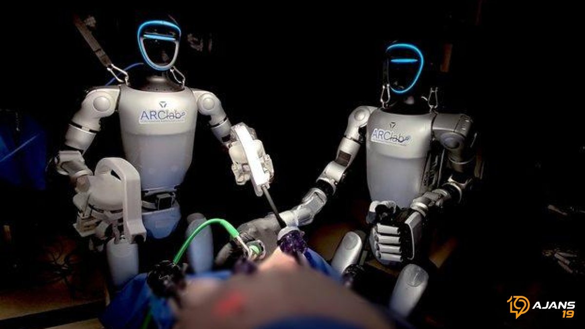 Tıp Tarihinde Çığır Açan An: İnsansı Robotlar İlk Kez Canlı Hayvanı Başarıyla Ameliyat Etti!