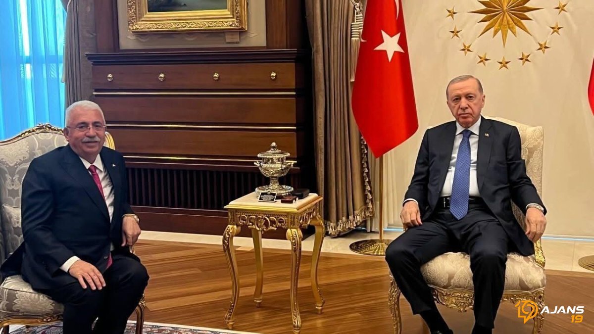 İhracatın Zirvesinden Cumhurbaşkanlığı'na: Ahmet Ahlatcı'dan Büyük Ödül!