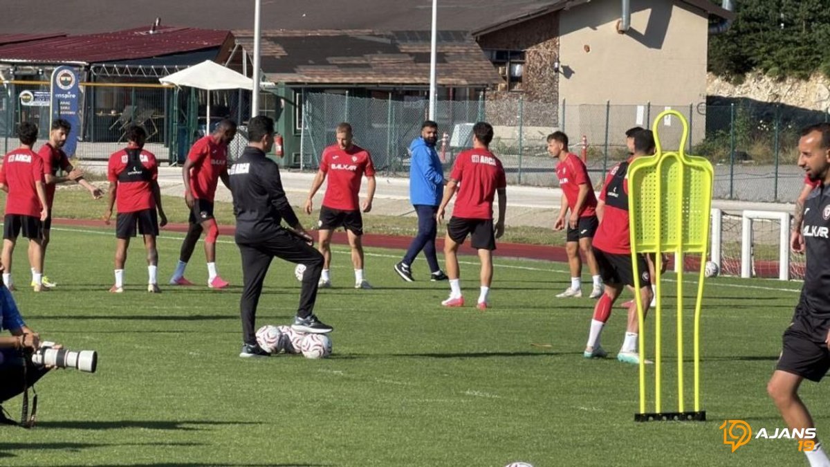 Galatasaray Ateşi Galatasaray Taraftarlarını Saracak! Arca Çorum FK Sahaya Çıkıyor: İşte O Büyük Gün!