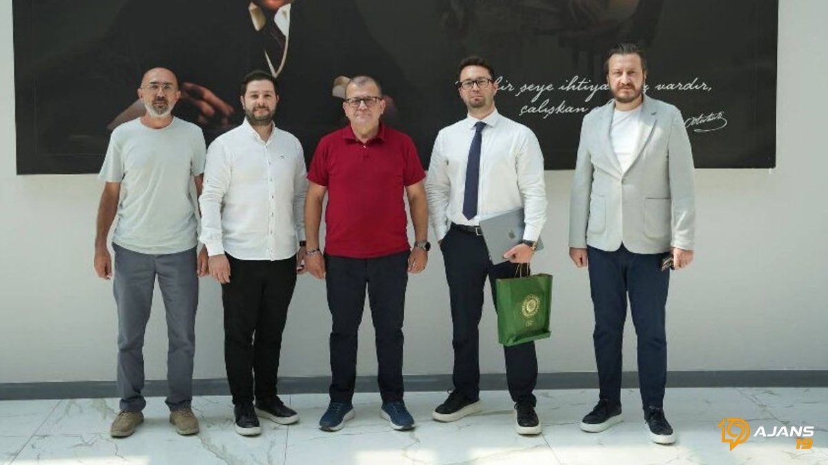 Teknoloji Devleri Yapay Zekanın Geleceğini Şekillendirmek İçin Masaya Oturdu: Kritik Görüşmeler Başladı!
