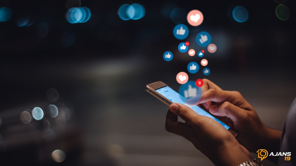 WhatsApp Tahtından İndirildi! Kullanıcıların Yeni Gözdesi Şaşırtıyor: O Uygulama Zirveye Yerleşti!