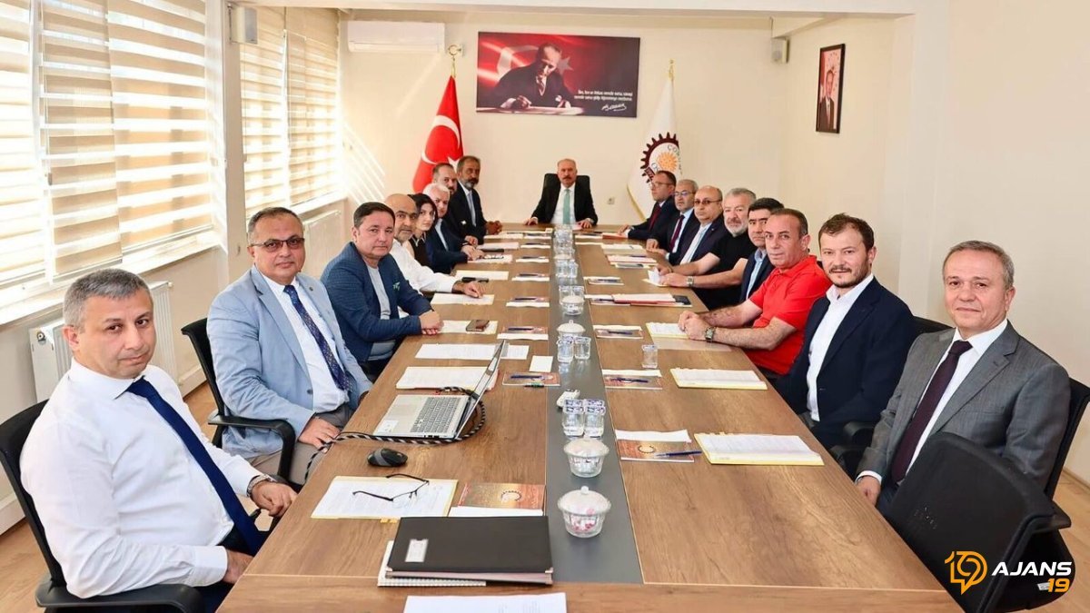 Sanayicilerin Gözü OSB'de Yer Tahsisinde! Çorum'da Kritik Toplantı Gerçekleşti