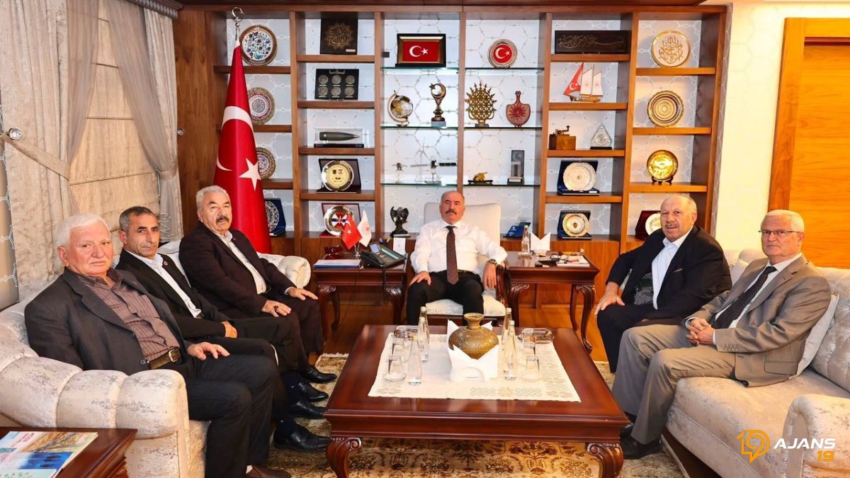 Muhtarlardan Kaymakam'a "Vazgeçilmez Talepler": Köylerin Kaderini Değiştirecek Bomba Gündem!