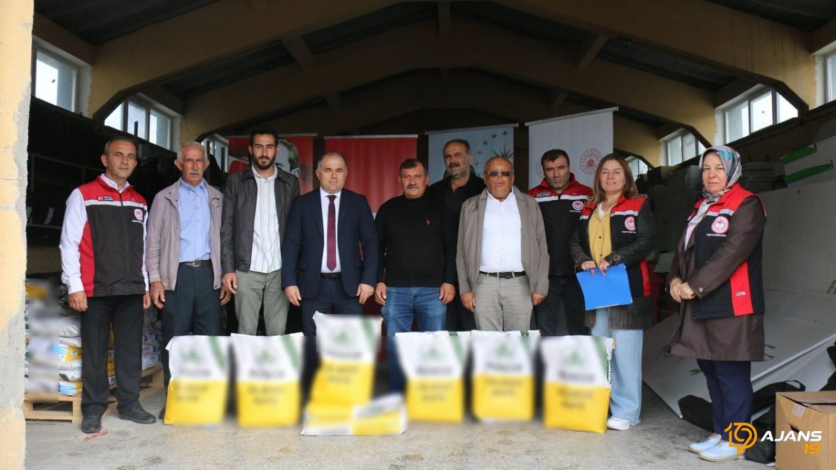 Bakanlık Desteğiyle Çiftçinin Yüzü Gülecek: Binlerce Dekar Kanola Üretimi İçin Umut Işığı Belirdi!