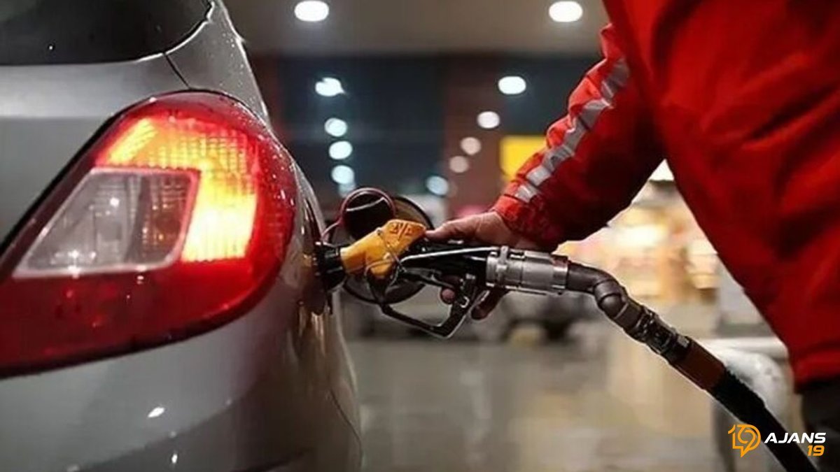 Cebiniz Boşalacak! Benzin Fiyatlarında ŞOK İkinci Zam: Litre Fiyatı Ne Kadar Olacak?