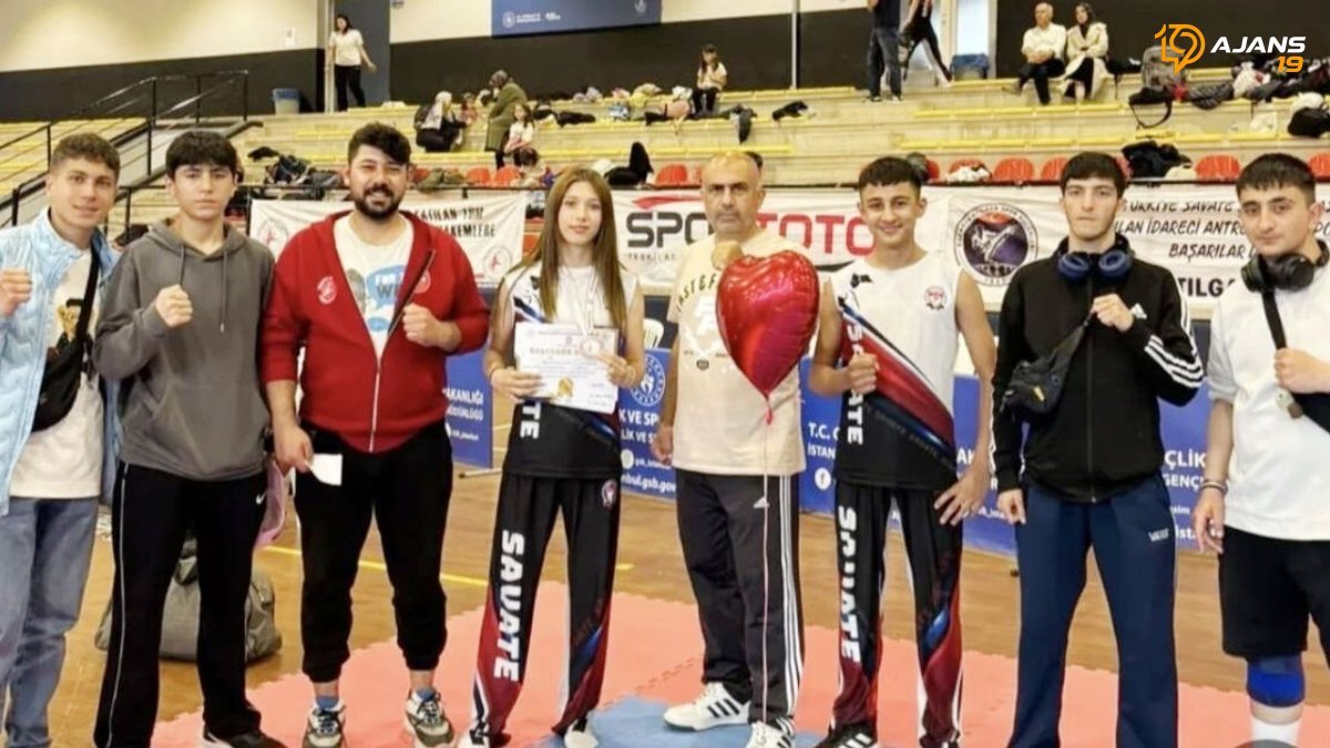 Çorumlu Savate Sporcularından İstanbul'da Destansı Başarı: Yedi Madalya ile Döndüler