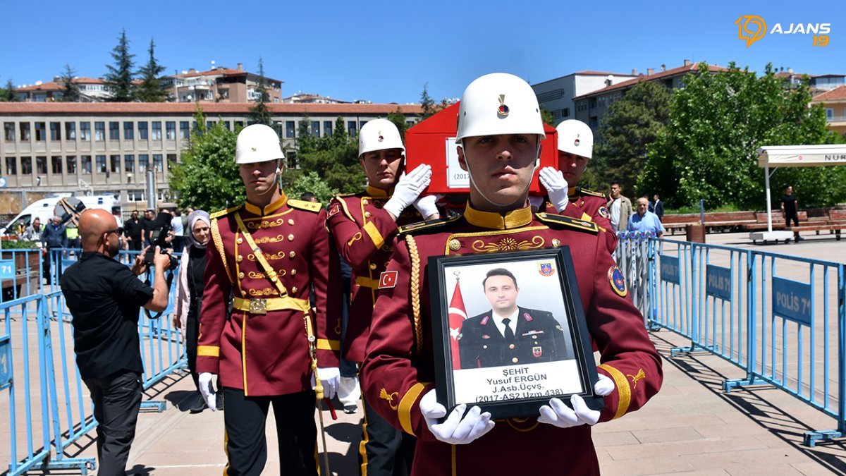 Gözyaşları ve Dualarla Veda: Şehit Astsubay Yusuf Ergün Sonsuzluğa Uğurlandı