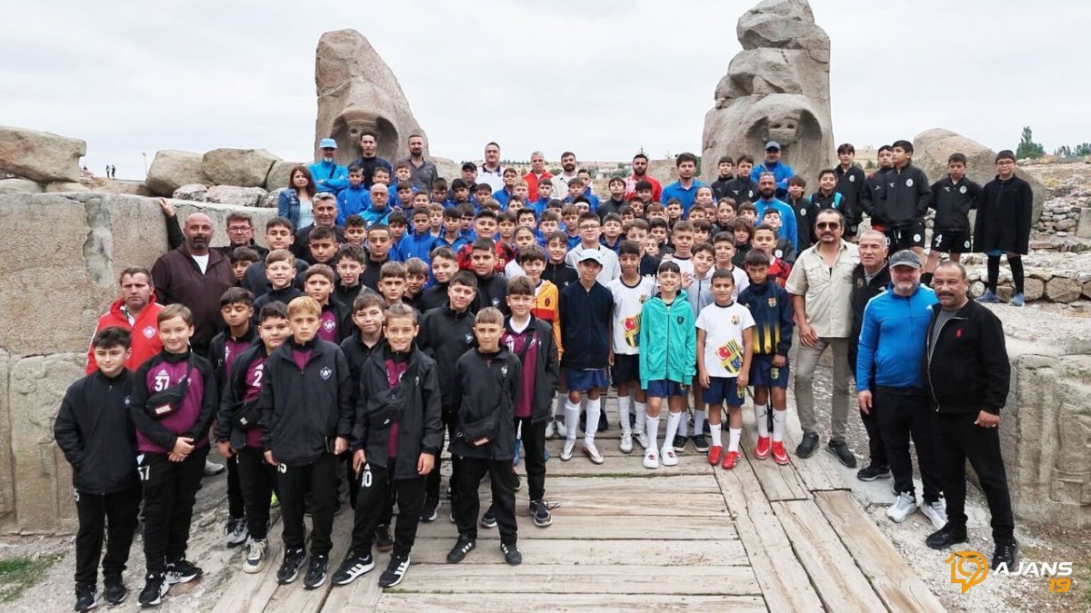 Hititler'in Mirası Futbolla Buluştu: Minik Kancalar Tarihi Keşfetti, Sahada Destan Yazdı!