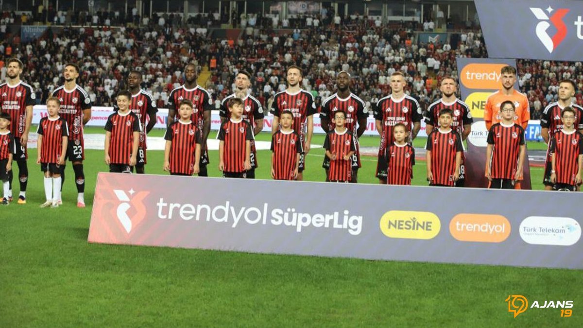Tarihi An! Arca Çorum FK İlk Kez Sahaya Çıkıyor: Gaziantep FK Karşısında Rekor Peşinde!