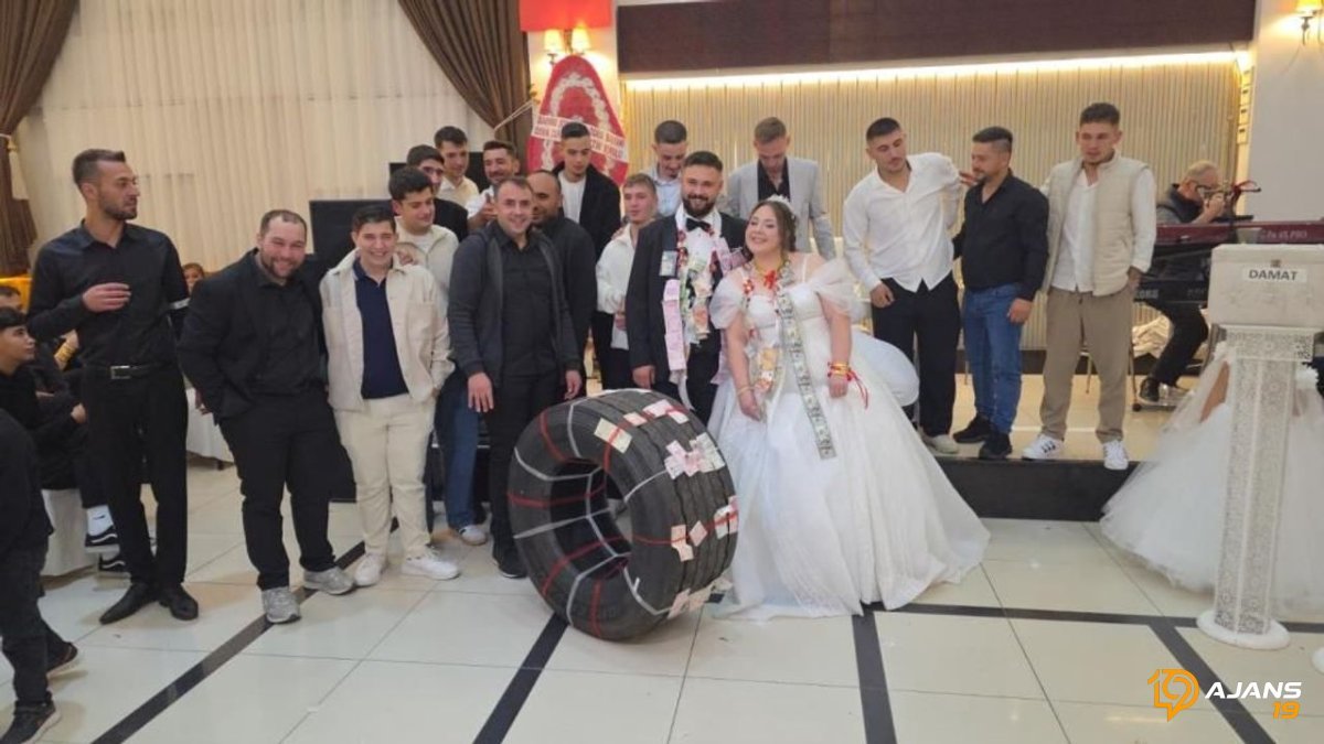 Düğünde 'Altın' Yerine Bomba Teslimat: Damada Verilen Hediyeyi Görünce Ağızlar Açık Kaldı!