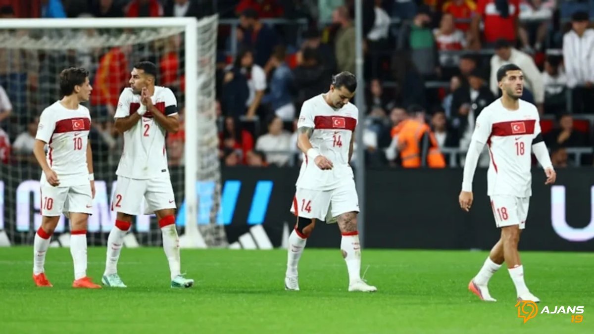 Milli Takım'da Savunma Alarmı: Montella'nın İlk Dönemi Gol Yağmuruyla Sınanıyor!
