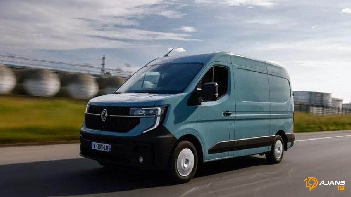 Elektrikli Renault Master'dan Devrim Gibi Yenilikler: Menzil Artışı ve Lüks İç Mekanla Piyasayı Sarsıyor!