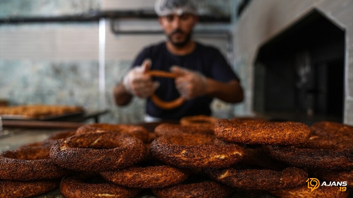 Simidin Dönüşümü Şaşırttı: Artık Sadece Sokak Lezzeti Değil! Öğrencilerin İstekleri Devrim Yarattı